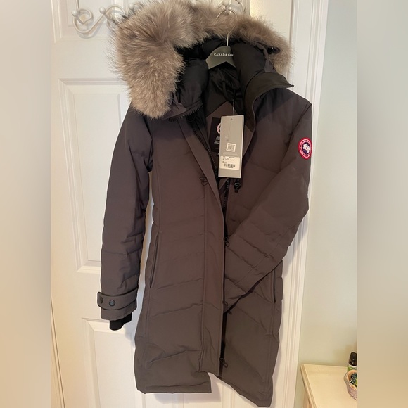 Canada Goose Lorette Parka size XS graphite color new with tags!!